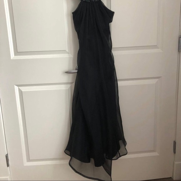 La Femme - Prom/Formal dress! - Picture 3 of 6